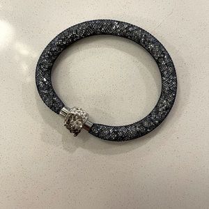 Blue Mesh Bangle Bracelet with Crystal Closure